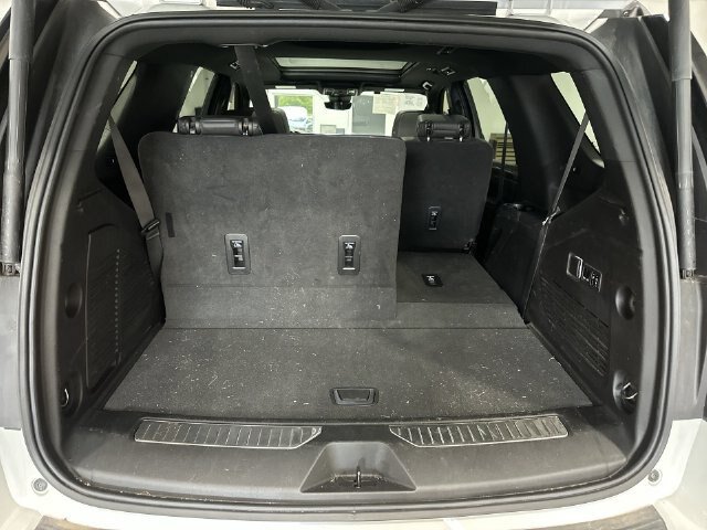 Used 2024 Chevrolet Tahoe High Country AWD/4WD image 25