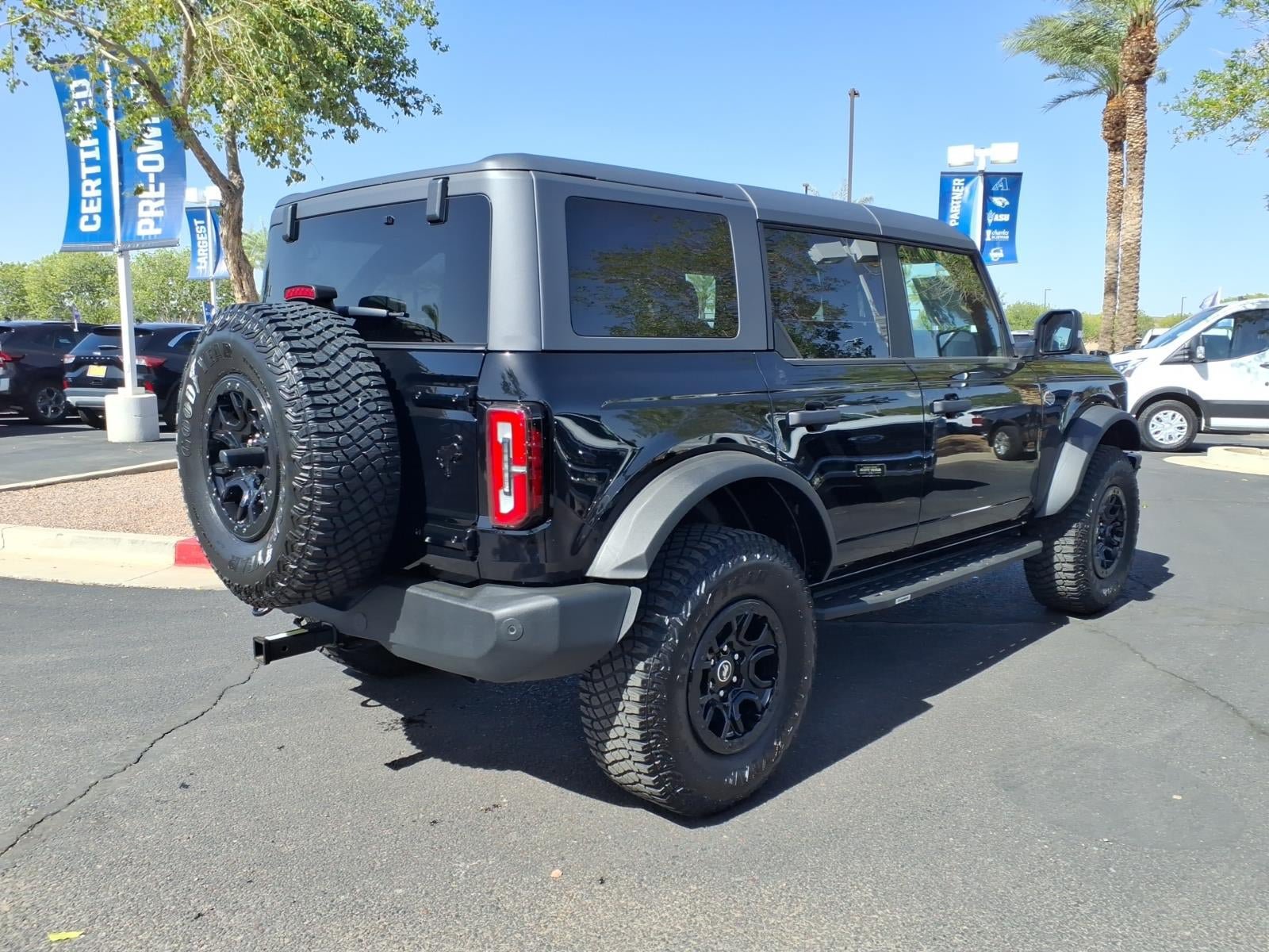 Certified 2024 Ford Bronco Wildtrak AWD/4WD image 4