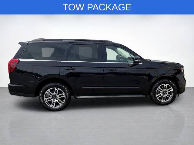 Certified 2025 Ford Expedition Active AWD/4WD image 2