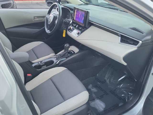 Used 2023 Toyota Corolla LE FWD image 17
