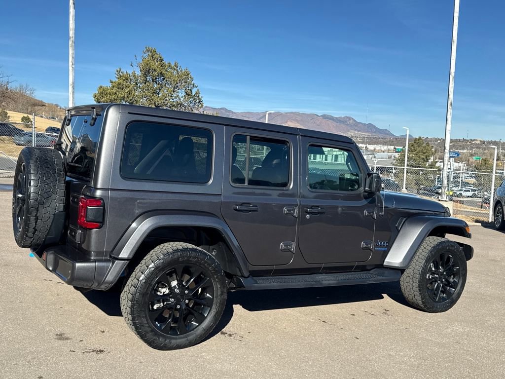 Used 2021 Jeep Wrangler Unlimited Sahara image 5