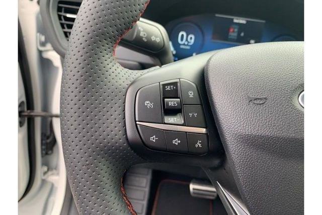 Certified 2023 Ford Escape ST-Line Select w/ Tech Pack #2 image 15