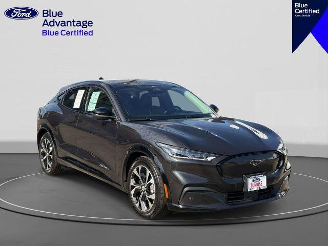 Certified 2022 Ford Mustang Mach-E Premium AWD/4WD image 4