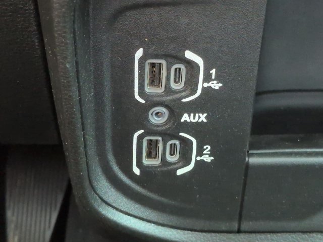 Used 2024 RAM 2500 Big Horn AWD/4WD image 21