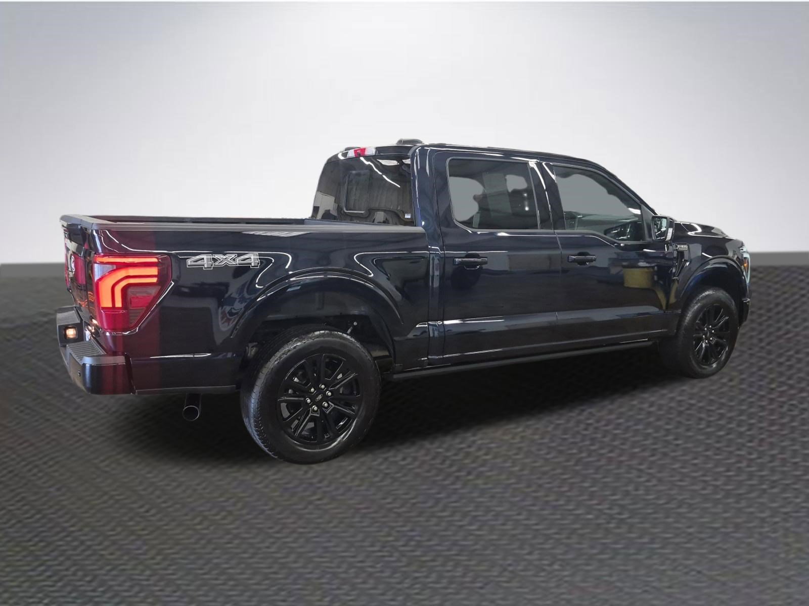 Certified 2025 Ford F150 Platinum AWD/4WD image 4