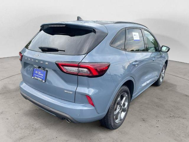 Certified 2024 Ford Escape ST-Line w/ Tech Pack #1 AWD/4WD image 5