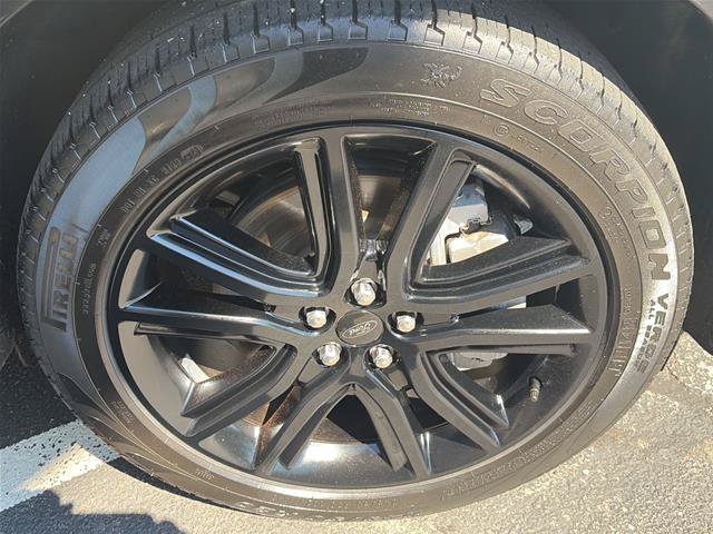 Certified 2024 Ford Edge ST-Line w/ Class II Trailer Tow Package AWD/4WD image 14