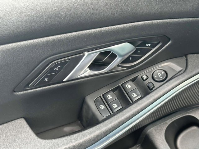 Used 2024 BMW 330i xDrive Sedan image 17