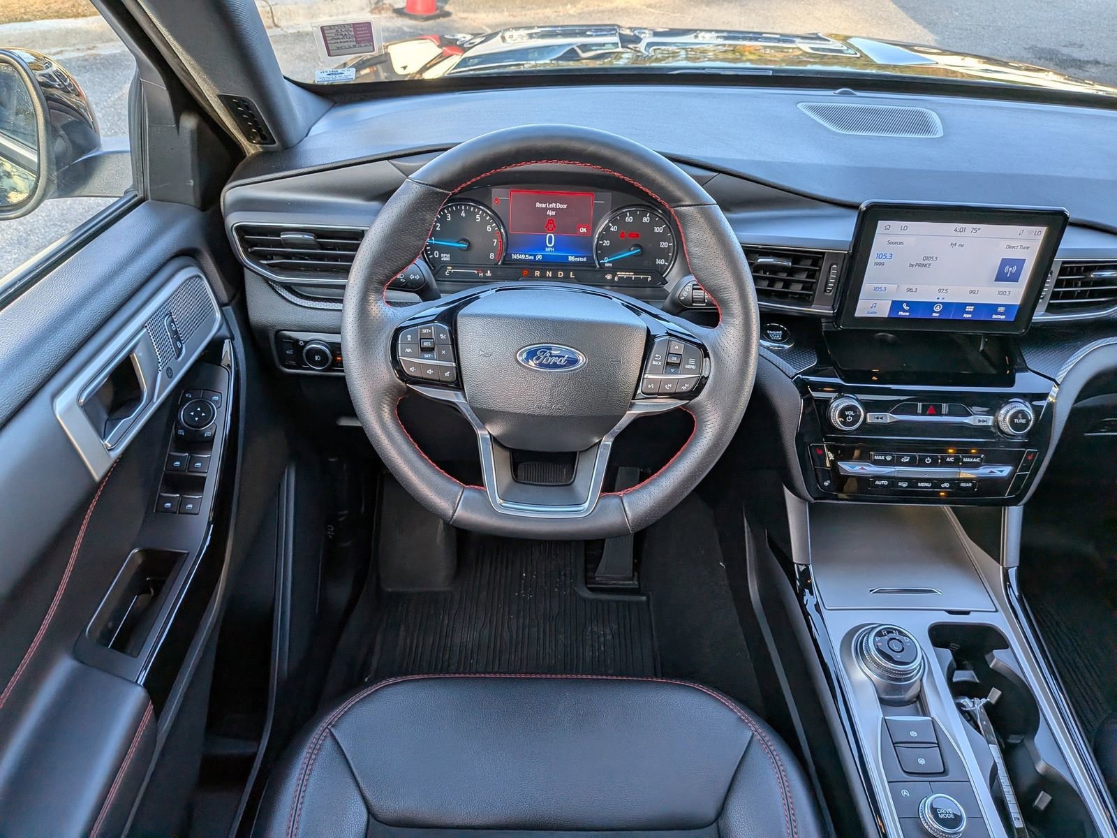 Certified 2023 Ford Explorer ST-Line w/ Class IV Trailer Tow Package image 18