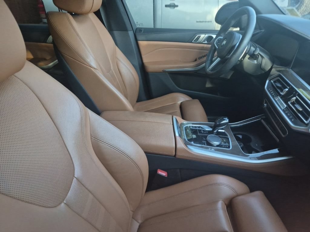 Used 2021 BMW X5 sDrive40i w/ M Sport Package RWD image 28