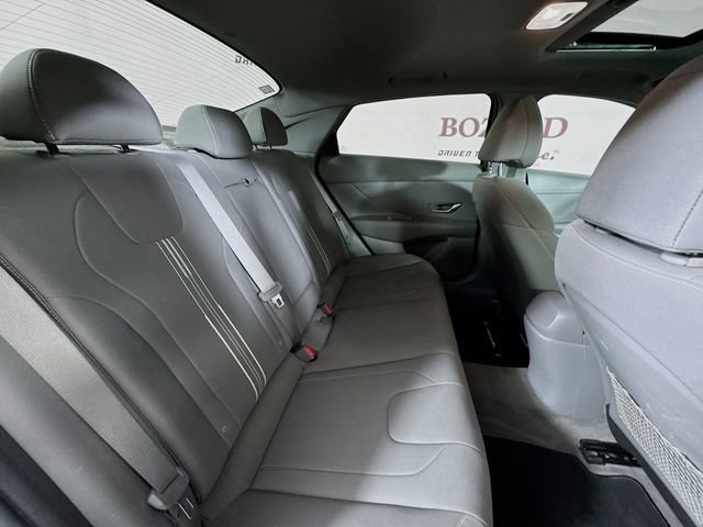 Used 2022 Hyundai Elantra SEL w/ Convenience + Premium Package image 31