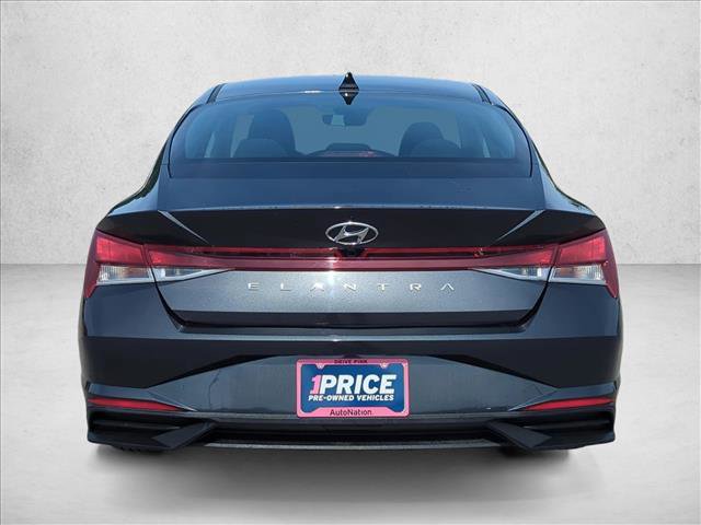 Used 2023 Hyundai Elantra SEL FWD image 10