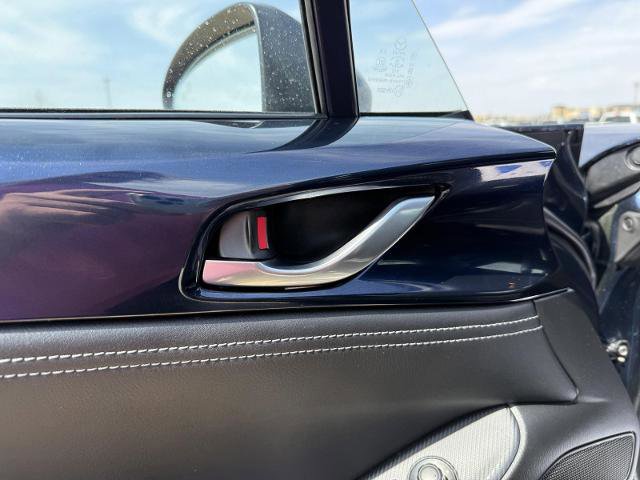 Used 2025 MAZDA MX-5 Miata RF Grand Touring image 11