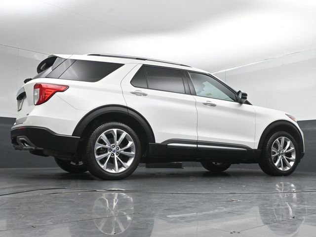 Certified 2023 Ford Explorer Platinum w/ Technology Package image 14