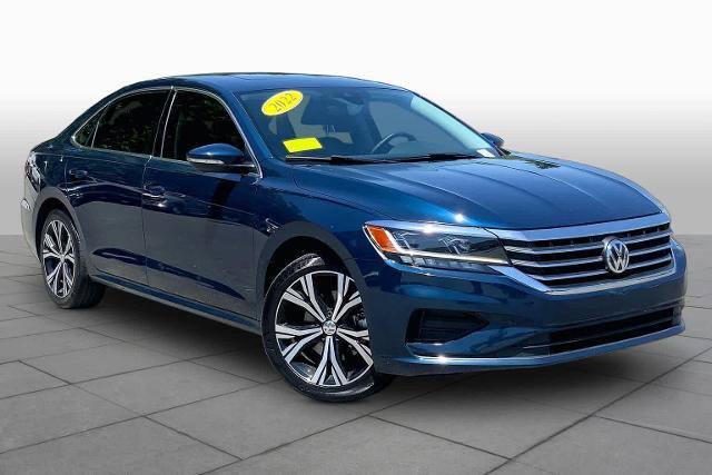 Used 2022 Volkswagen Passat 2.0T SE FWD image 3
