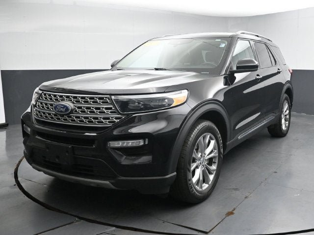 Certified 2024 Ford Explorer Limited AWD/4WD image 4