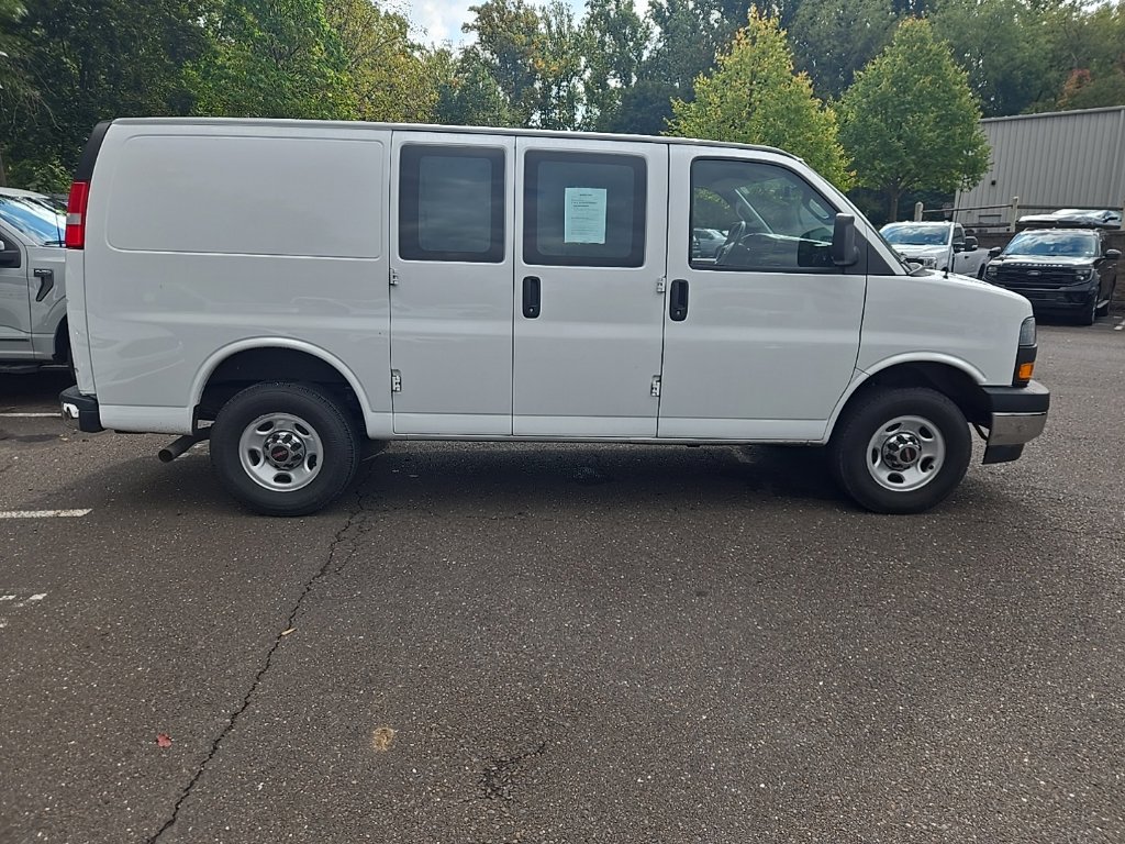 Used 2024 GMC Savana 3500 w/ Driver Convenience Package RWD image 6