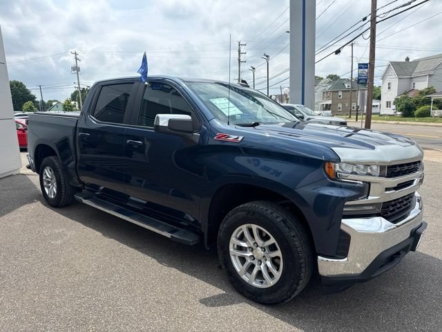 Used 2021 Chevrolet Silverado 1500 LT w/ Z71 Off-Road Package AWD/4WD image 4
