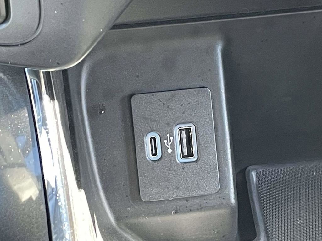 Certified 2022 Ford F150 XLT w/ Equipment Group 302A High image 27