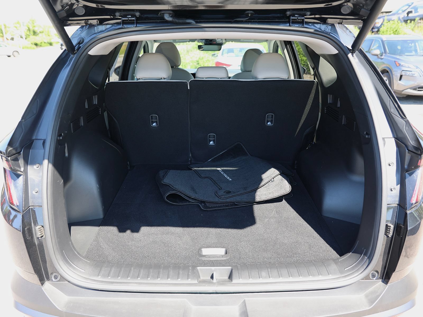 Used 2025 Hyundai Tucson SEL AWD/4WD image 13