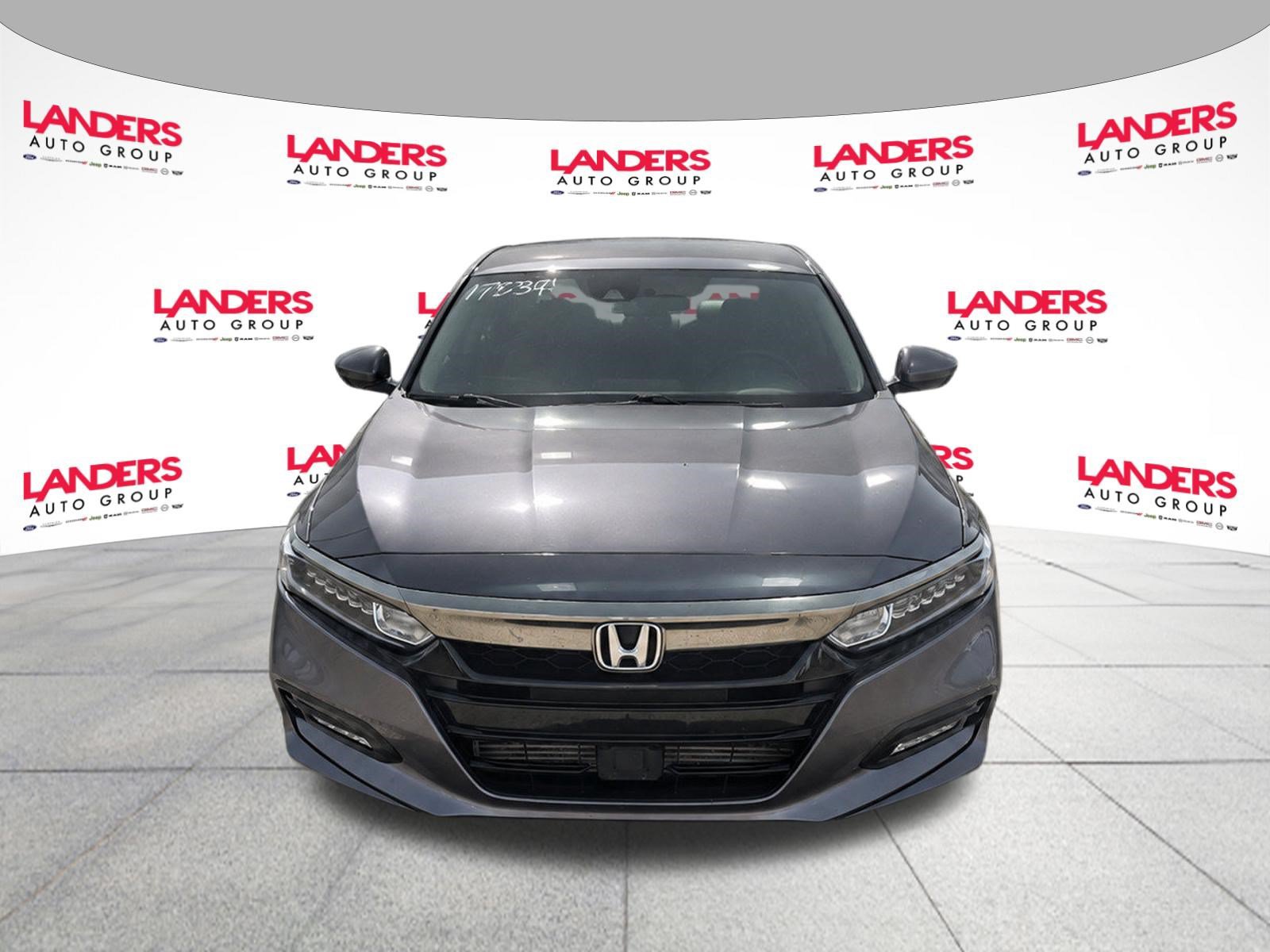 Used 2019 Honda Accord Sport image 2