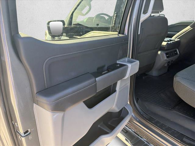 Certified 2024 Ford F150 XLT w/ Mobile Office Package RWD image 16