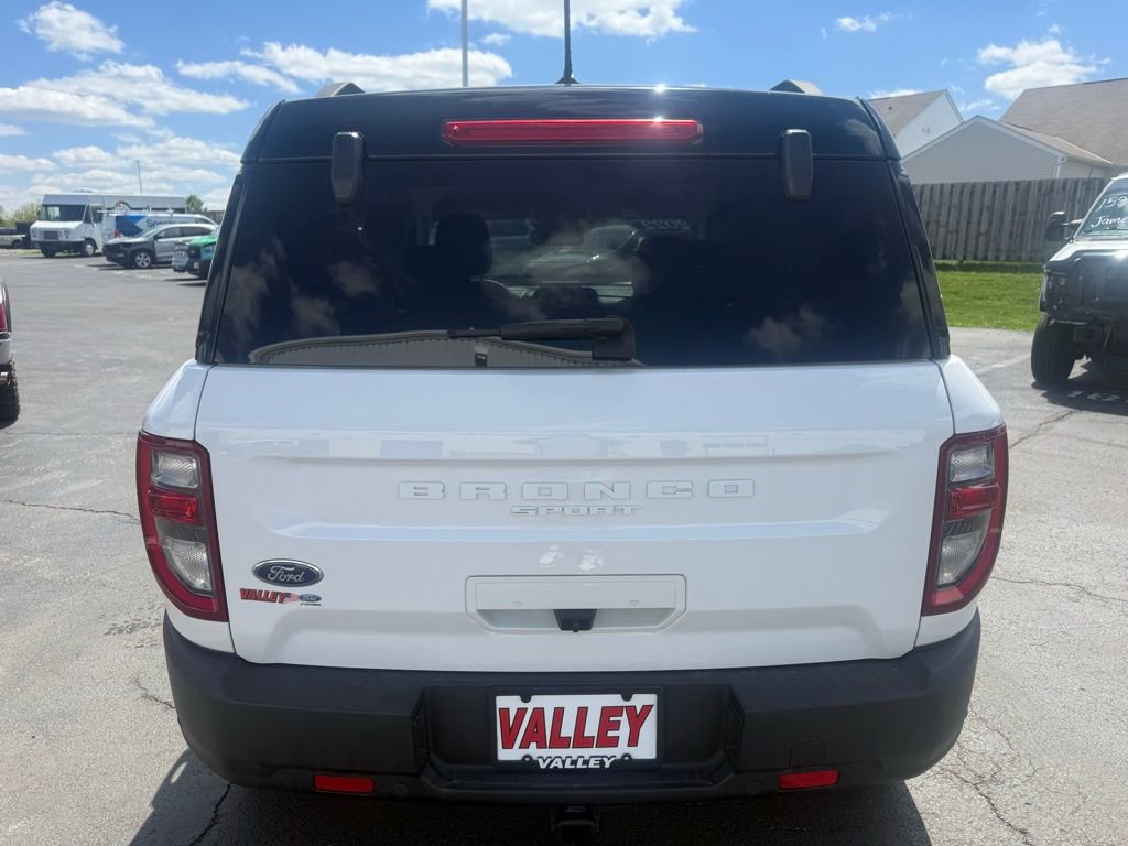 Certified 2022 Ford Bronco Sport Outer Banks w/ Tech Package AWD/4WD image 4