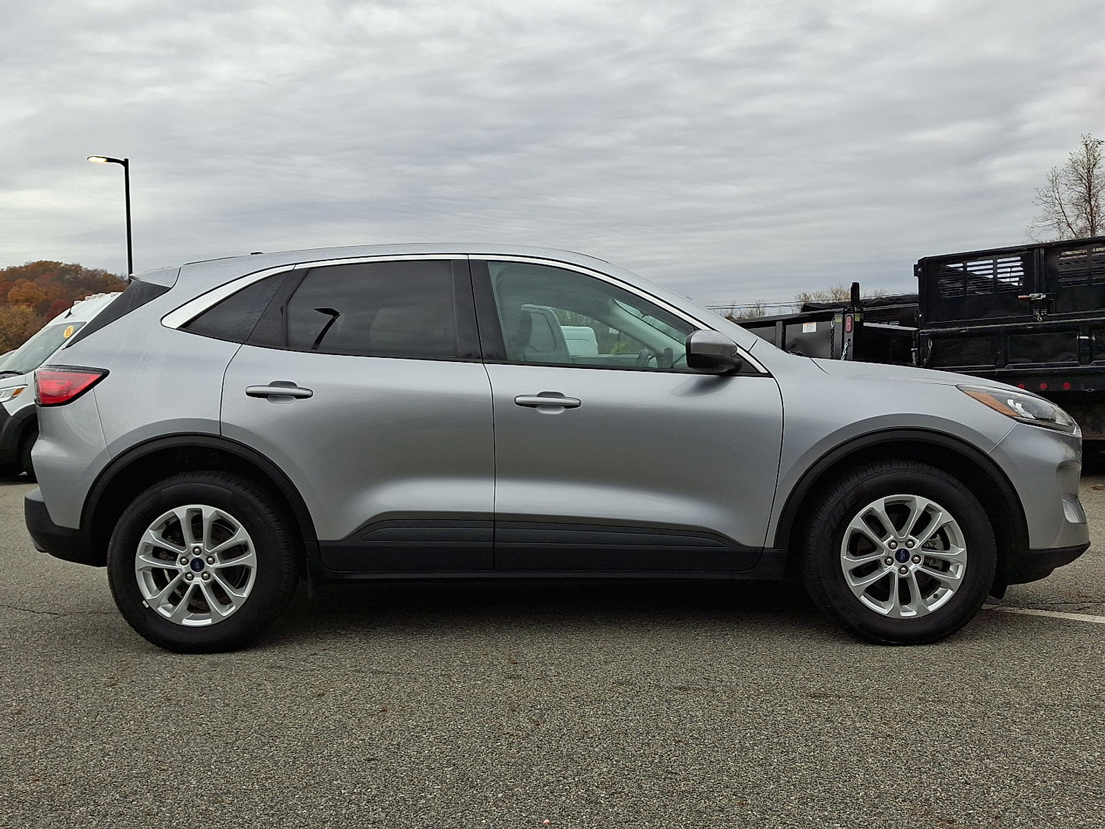 Certified 2021 Ford Escape SE image 9