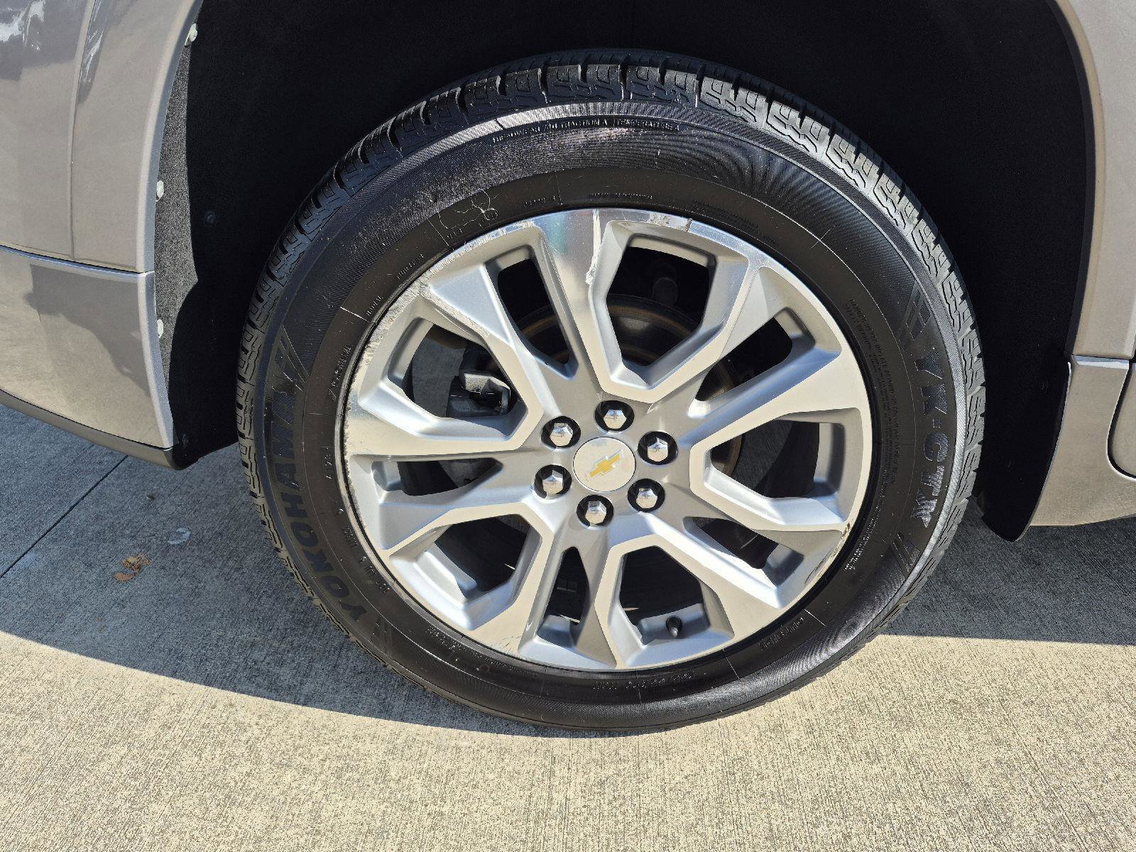 Used 2019 Chevrolet Traverse Premier image 9