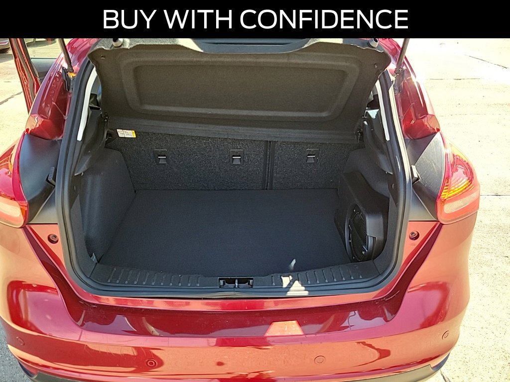 Certified 2017 Ford Focus SEL w/ Interior Protection Package FWD image 6