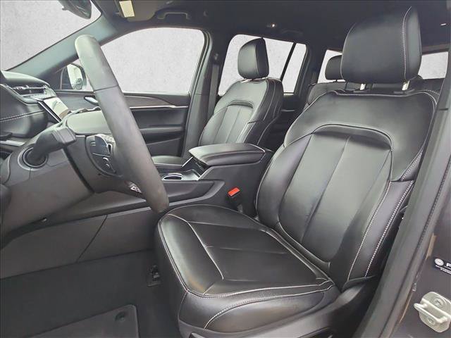 Used 2024 Jeep Grand Cherokee Limited AWD/4WD image 15