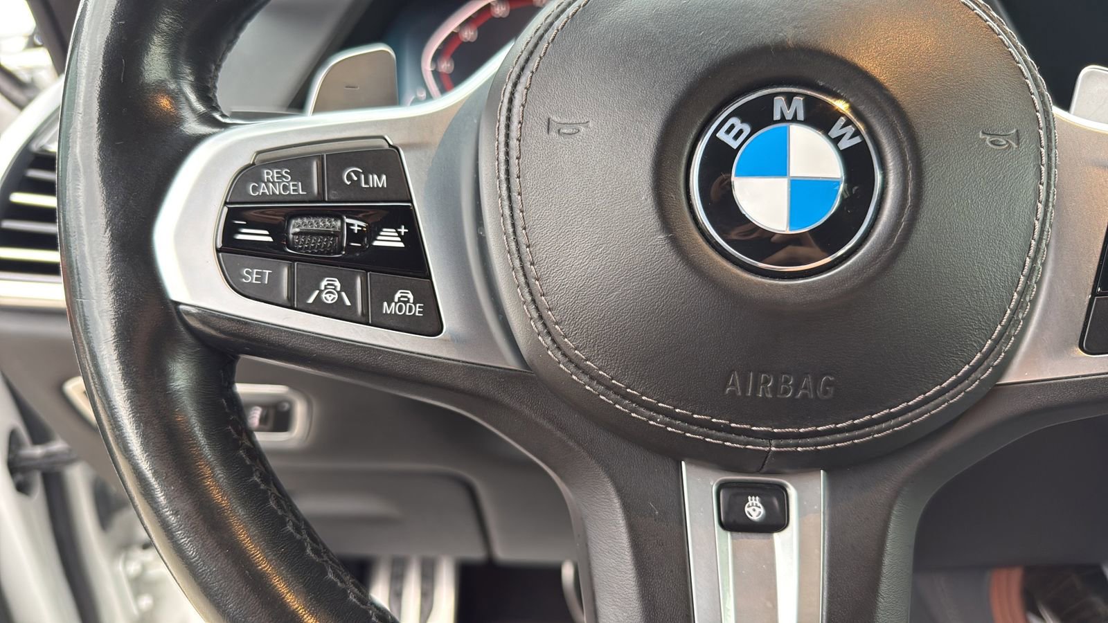 Used 2019 BMW X7 xDrive40i w/ Dynamic Handling Package AWD/4WD image 16