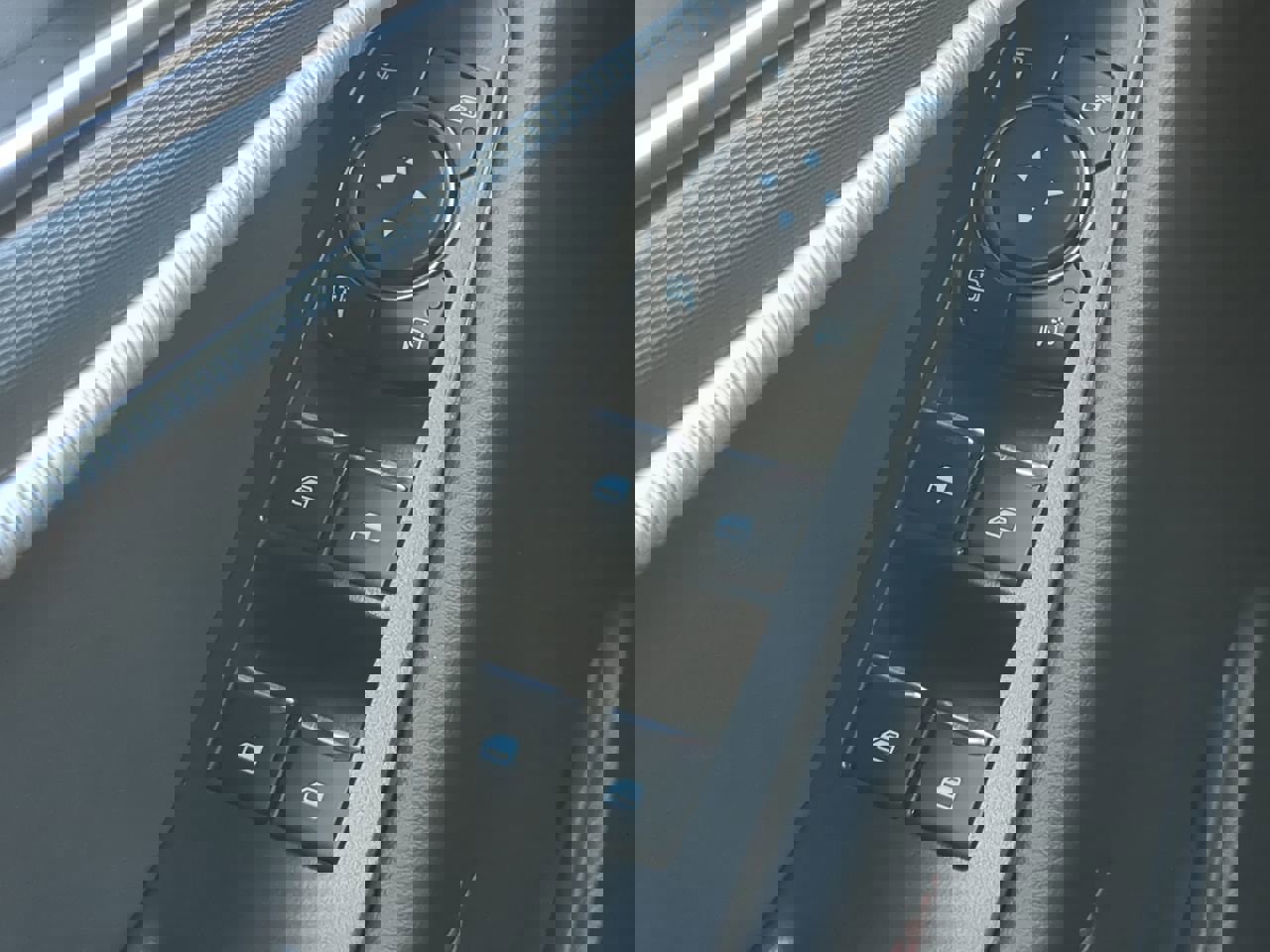 Certified 2025 Ford Explorer ST image 22