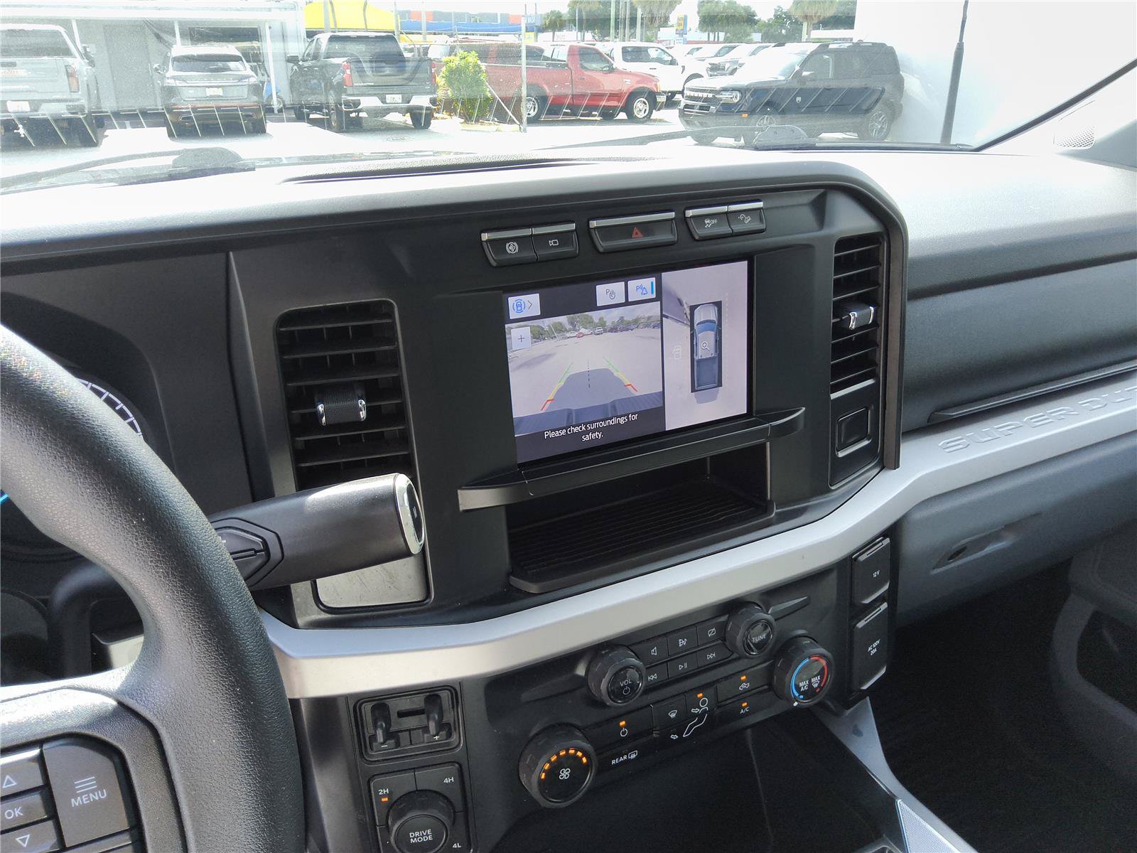 Certified 2024 Ford F350 XLT w/ 360-Degree Camera Package AWD/4WD image 20