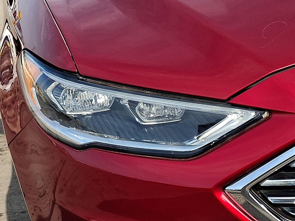 Certified 2017 Ford Fusion SE w/ Fusion SE Technology Package image 9