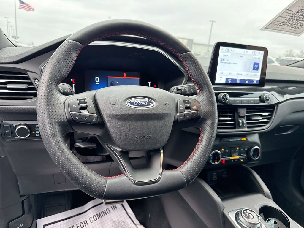 Certified 2024 Ford Escape ST-Line image 19