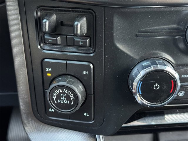 Certified 2022 Ford F150 Platinum w/ Equipment Group 701A High image 21