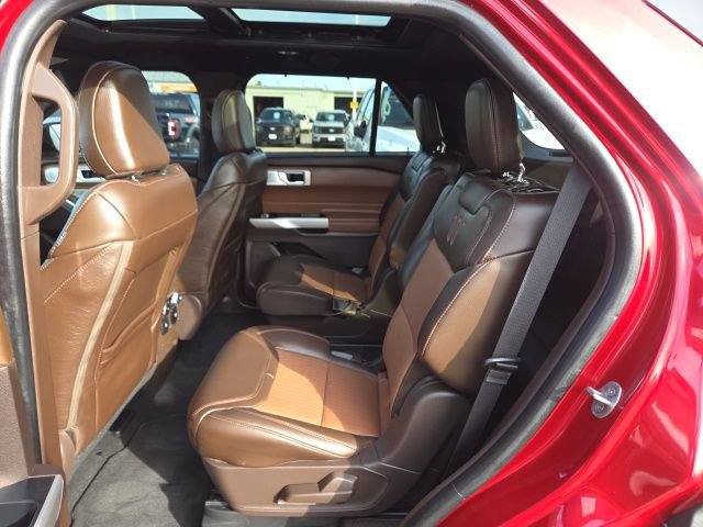 Certified 2024 Ford Explorer King Ranch w/ Technology Package AWD/4WD image 47