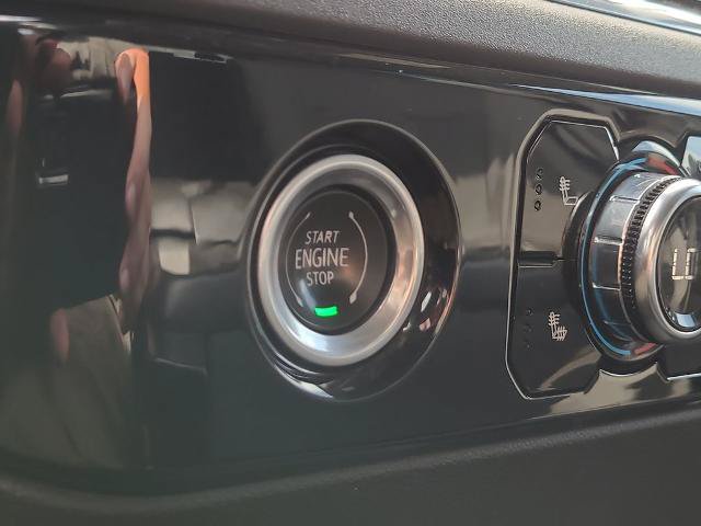 Used 2023 GMC Sierra 1500 SLE AWD/4WD image 25