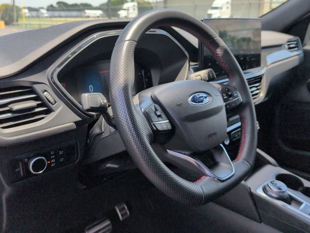 Certified 2023 Ford Escape ST-Line w/ Tech Pack #1 FWD image 11
