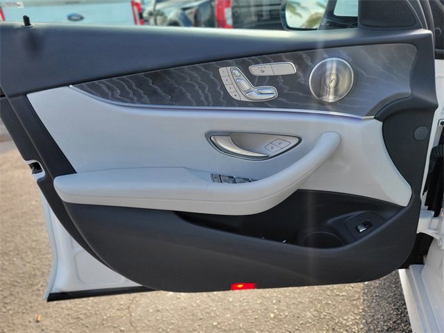 Used 2022 Mercedes-Benz E 350 Sedan image 15