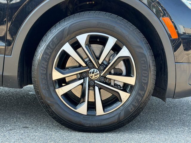 Used 2023 Volkswagen Tiguan S FWD image 29