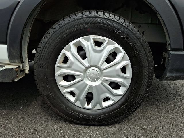Certified 2025 Ford Transit 250 Low Roof w/ Exterior Upgrade Package RWD image 9