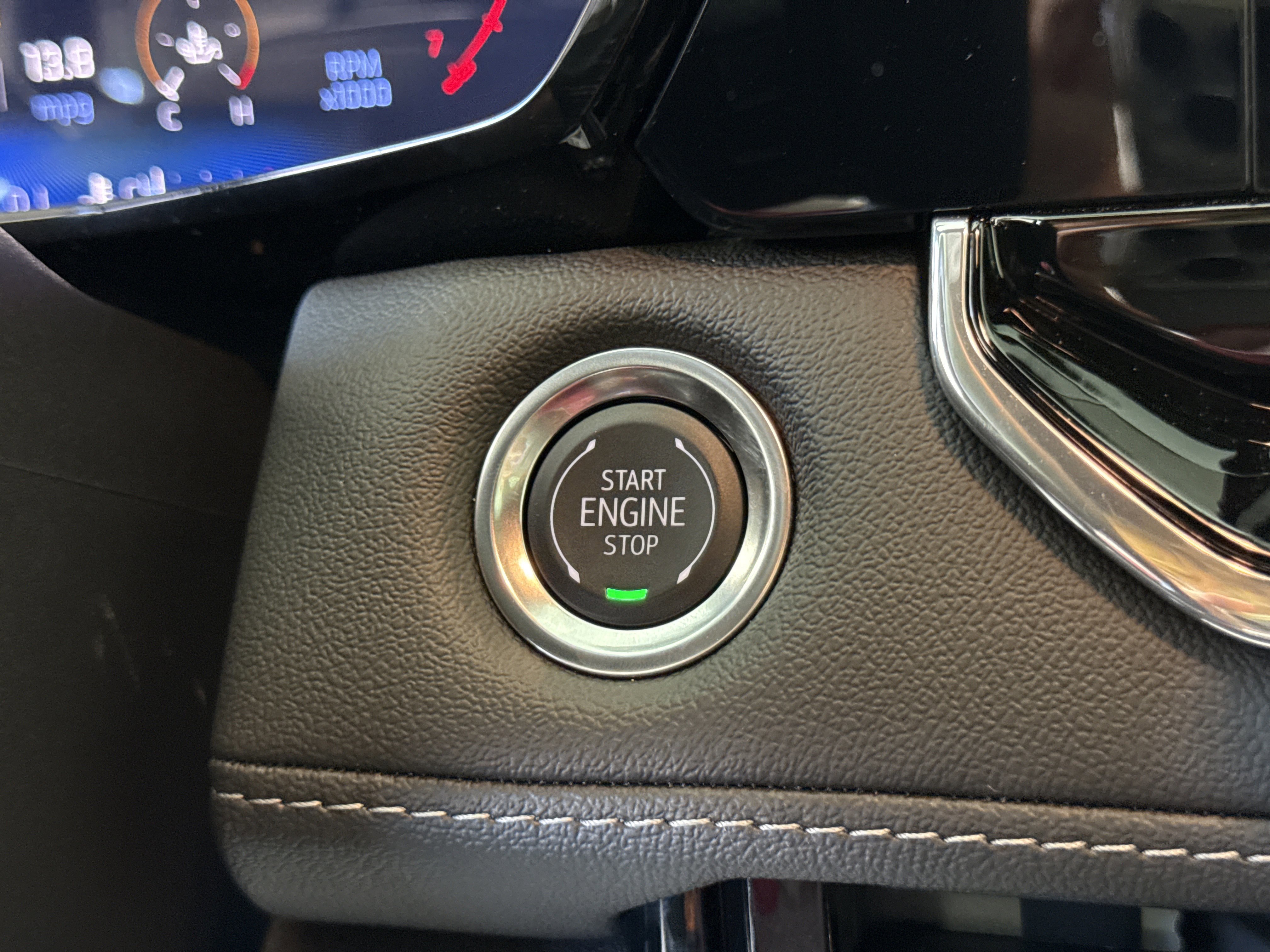 Used 2024 Chevrolet Colorado LT w/ LT Convenience Package III image 26