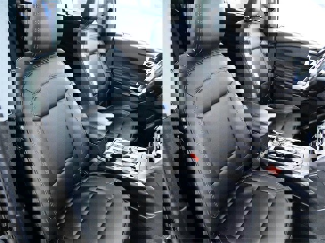 Certified 2023 Ford Explorer XLT w/ Equipment Group 202A image 11