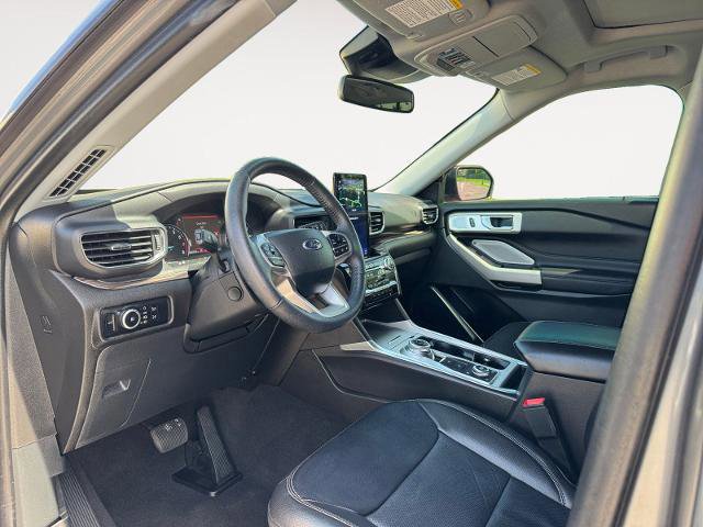 Certified 2023 Ford Explorer Limited w/ Limited Technology Package image 9