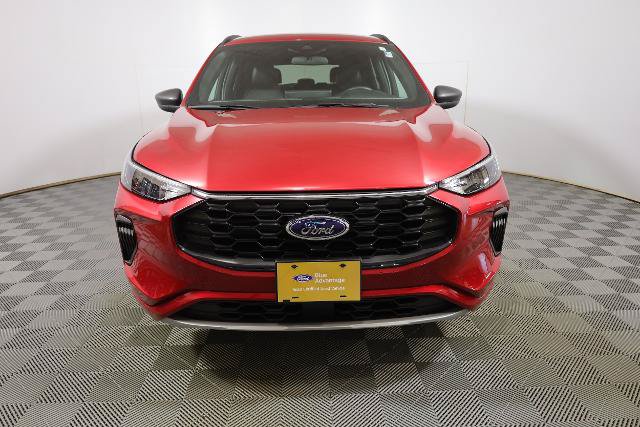 Certified 2024 Ford Escape ST-Line w/ Tech Pack #1 AWD/4WD image 3
