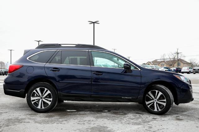 Used 2018 Subaru Outback 2.5i Limited image 9