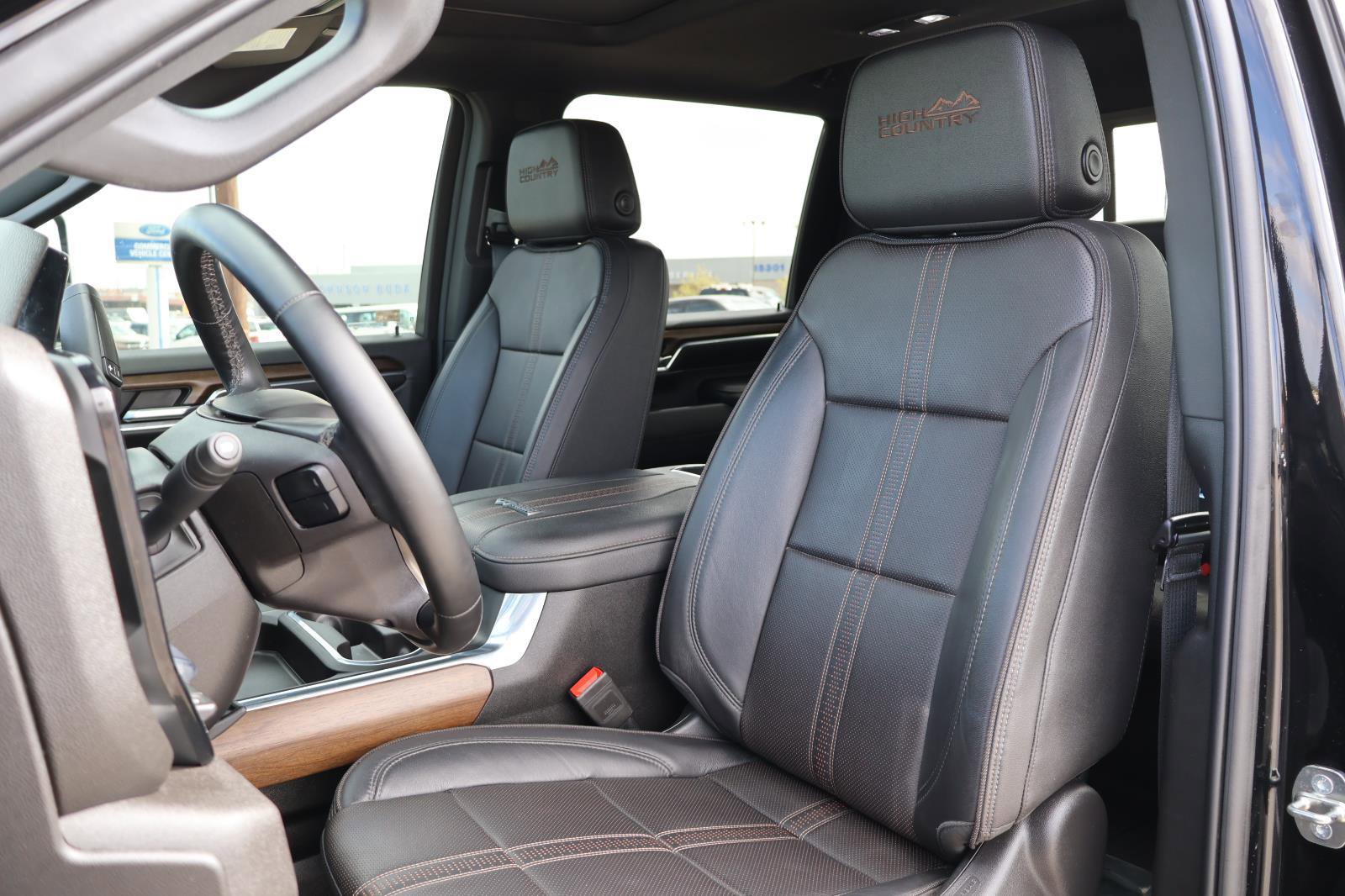 Used 2024 Chevrolet Silverado 2500 High Country w/ High Country Premium Package image 14