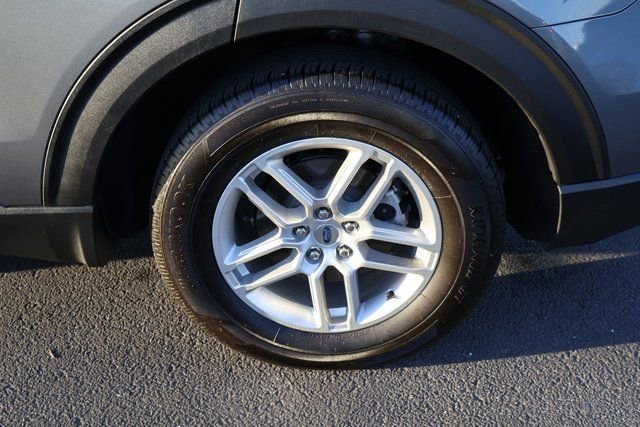 Certified 2025 Ford Explorer Active w/ Active Comfort Package image 17